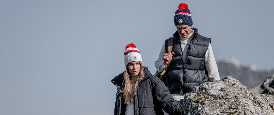 Gorro Pompón - Venta de Gorros con pompón clásicos en línea.